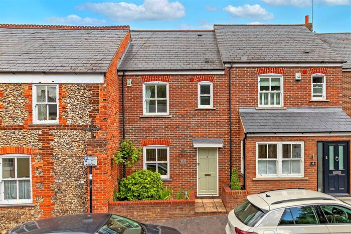 3 Bedroom Terraced House To Rent In Old London Road, St. Albans, AL1