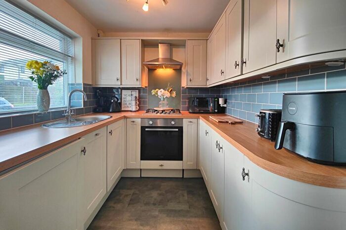 2 Bedroom Semi-Detached House For Sale In Chapel View, Overton, LA3