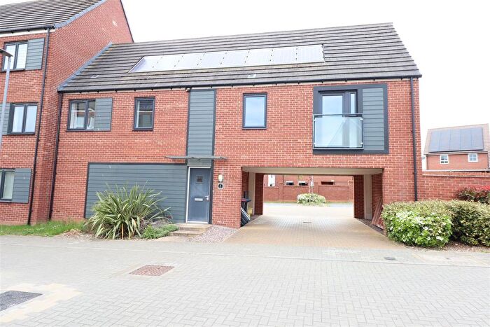 2 Bedroom Detached House For Sale In Flavius Gardens, Fairfields, Milton Keynes, MK11