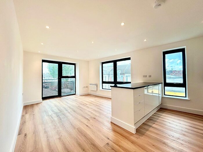 2 Bedroom Apartment To Rent In Mount House, Bendish Road, East Ham, E6
