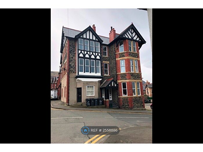 2 Bedroom Flat To Rent In Station Road East, Penmaenmawr, LL34