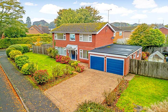 4 Bedroom Detached House For Sale In West Elloe Avenue, Spalding, PE11