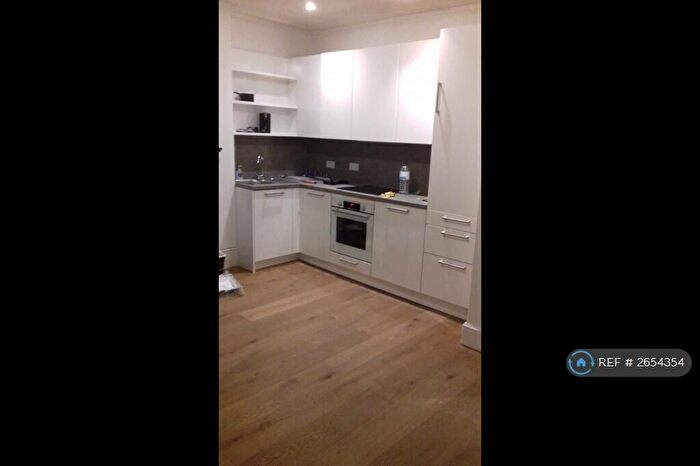 2 Bedroom Flat To Rent In West End Lane, London, NW6