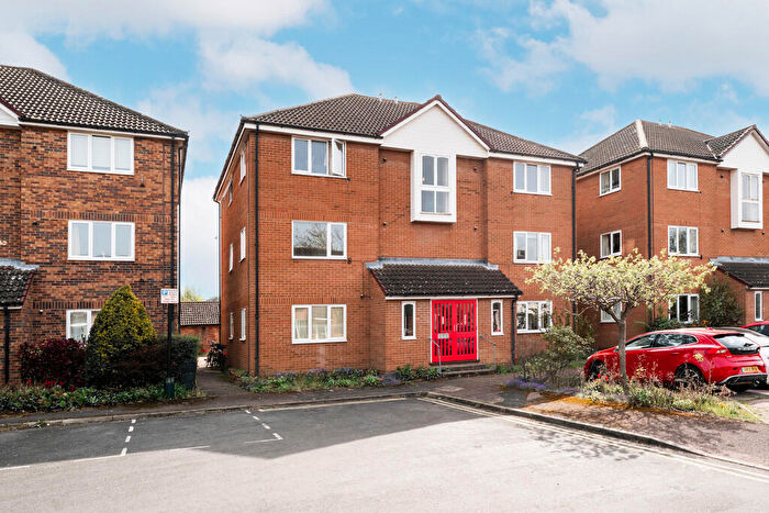 2 Bedroom Apartment For Sale In Corrie Road, Cambridge, CB1