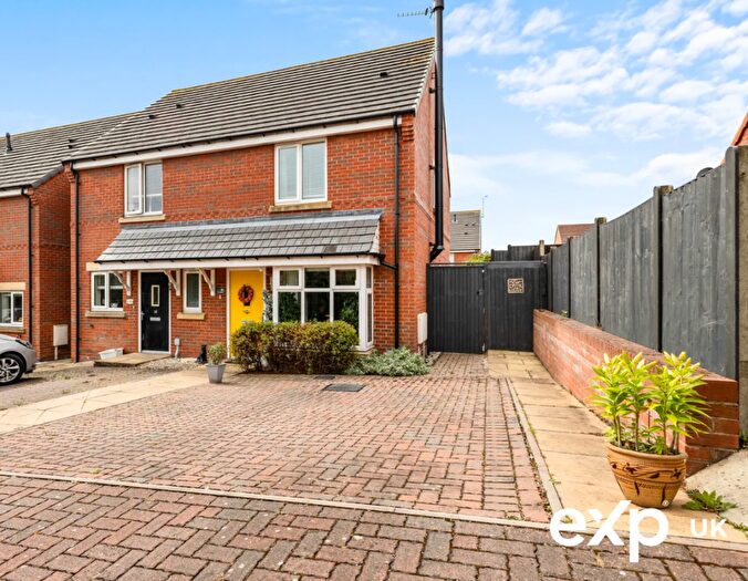 2 Bedroom Semi-Detached House For Sale In Highfield Avenue, Langwith Junction, Mansfield, NG20