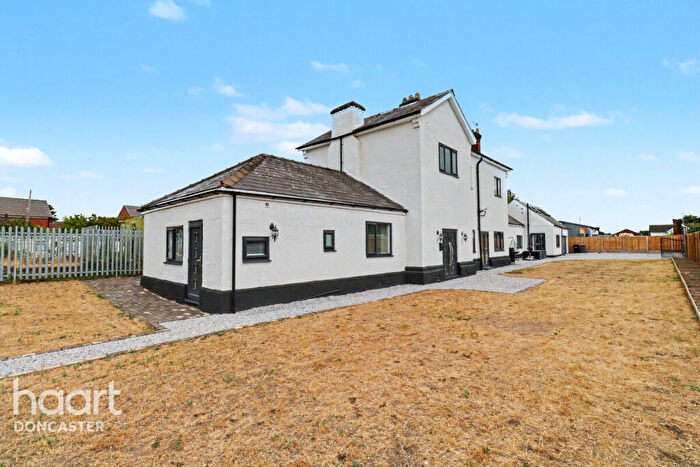 5 Bedroom Detached House For Sale In Station Road, Blaxton, Doncaster, DN9