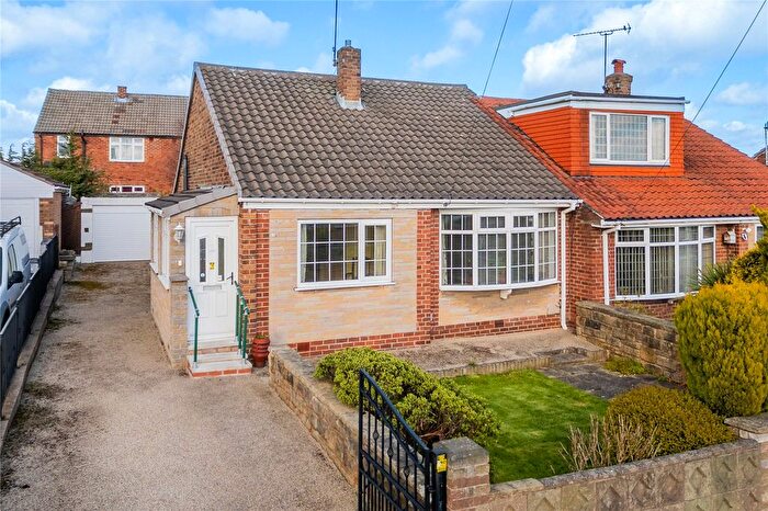 2 Bedroom Bungalow For Sale In Greenfield Road, Hemsworth, Pontefract, West Yorkshire, WF9