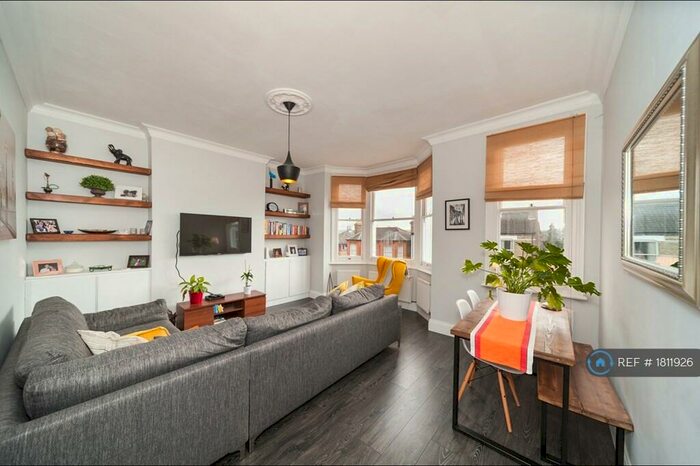 1 Bedroom Flat To Rent In St Julians Farm Road, London, SE27