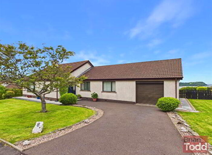 4 Bedroom Detached House For Sale In Cairnbeg Crescent, Larne, BT40