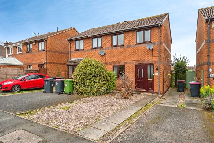 2 Bedroom Terraced House For Sale In Oak Tree Close, Kingsbury, Tamworth, Warwickshire, B78