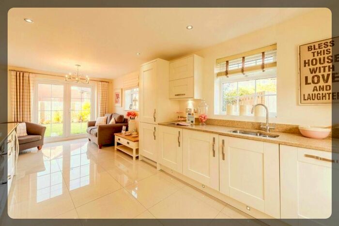 4 Bedroom Detached House To Rent In Medforth Street, Market Weighton, York, YO43