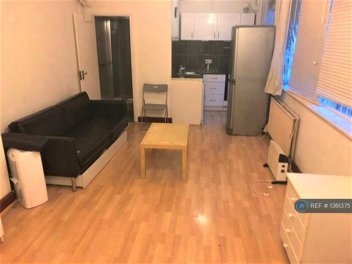 Studio To Rent In Worship Street, London, EC2A