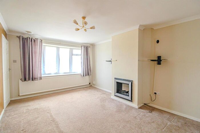 2 Bedroom Detached Bungalow For Sale In Hawley Mount, Nottingham, NG5