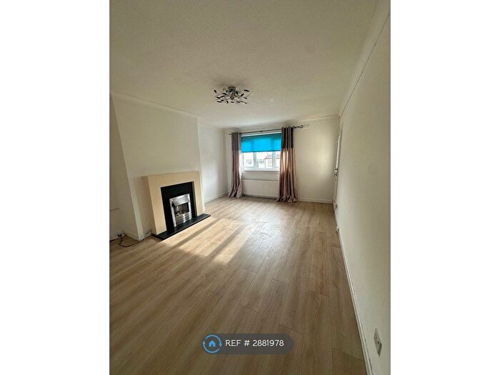 2 Bedroom Flat To Rent In East Kilbride, Glasgow, G75