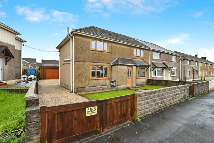 3 Bedroom Semi Detached House For Sale In Dan Yr Allt, Llanelli, Carmarthenshire, SA14