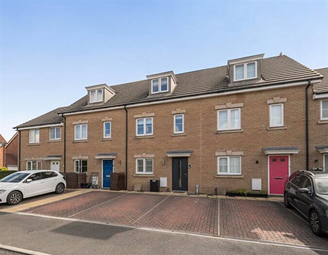 4 Bedroom Terraced House For Sale In Moyle Park, Hilperton, Trowbridge, BA14