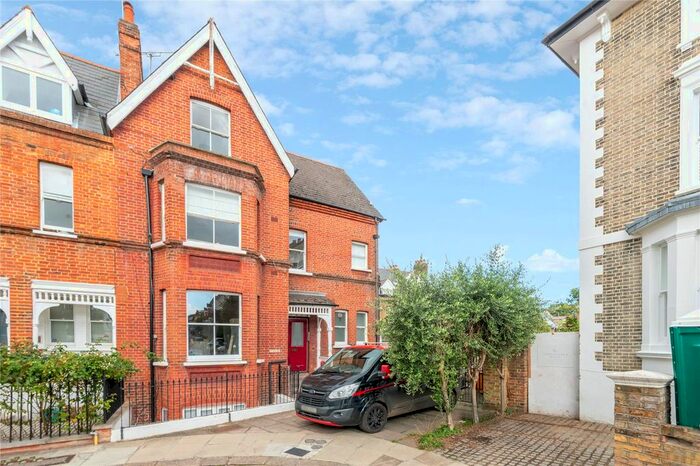 2 Bedroom Flat To Rent In Redholme, The Hermitage, TW10