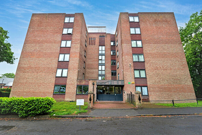 2 Bedroom Flat For Sale In Benwell Close, Benwell Grange, Newcastle Upon Tyne, NE15