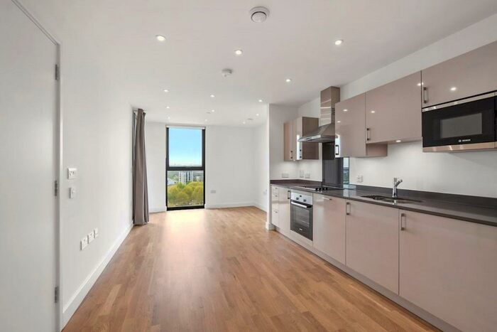 1 Bedroom Apartment To Rent In Burgess Spring, Chelmsford, CM1