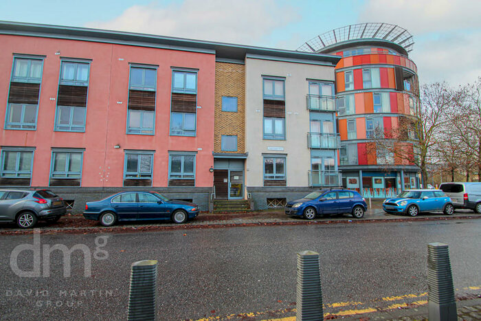 2 Bedroom Apartment To Rent In Lightship Way, Colchester, CO2