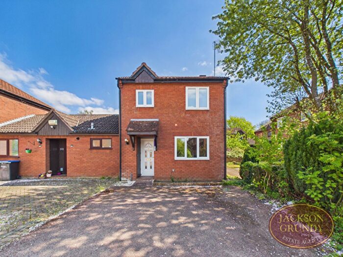 2 Bedroom End Of Terrace House For Sale In Mallard Close, West Hunsbury, NN4