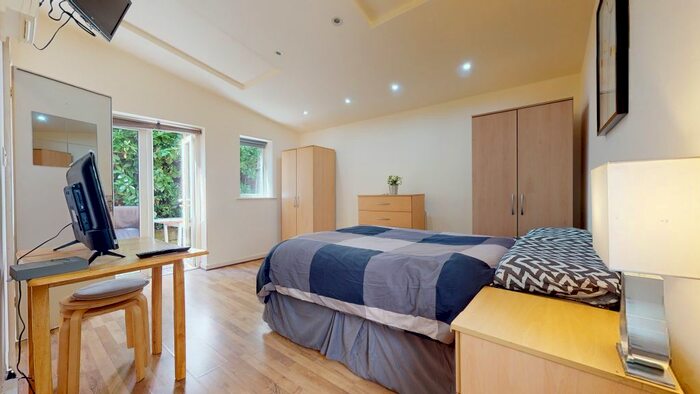 Studio To Rent In Anson Road, London, NW2