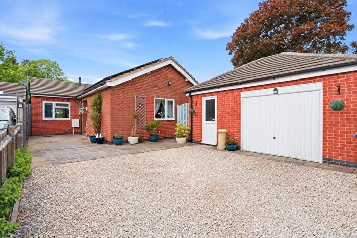 3 Bedroom Bungalow For Sale In Ratliffe Road, Rugby, CV22