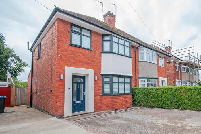 3 Bedroom Semi Detached House To Rent In Wheatfield Road, Bilton, Rugby, CV22