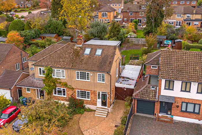 4 Bedroom Semi-Detached House For Sale In Seymour Park Road, Marlow, Buckinghamshire, SL7