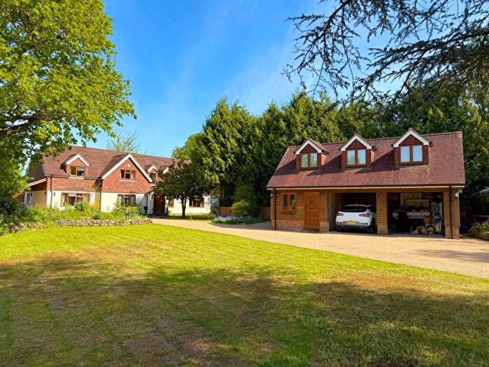 6 Bedroom House For Sale In Stall House Lane, Pulborough, RH20