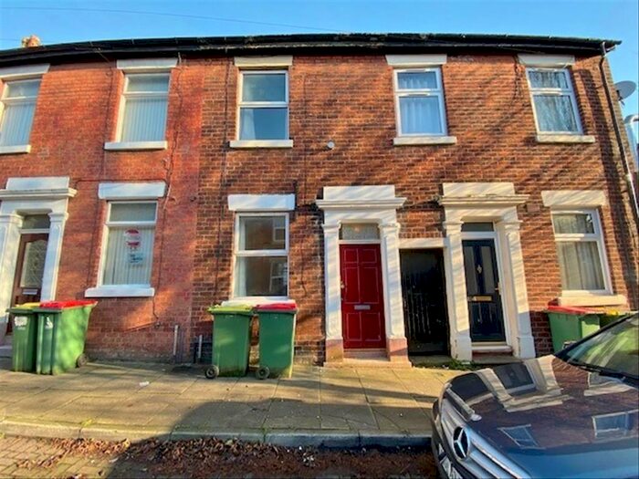 2 Bedroom House To Rent In Kent Street, Preston, PR1