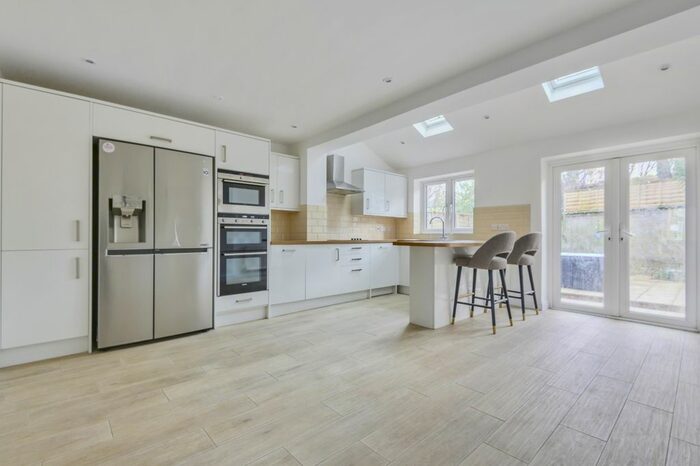 3 Bedroom Semi-detached House To Rent In Danesfield Close, Walton-On-Thames, KT12