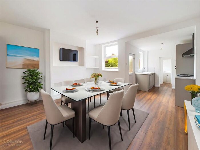 2 Bedroom End Of Terrace House For Sale In Byron Street, Daybrook, Nottingham, NG5