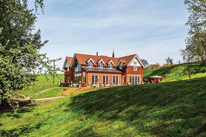 5 Bedroom Detached House To Rent In Water Lane, Sutton Abinger, RH5