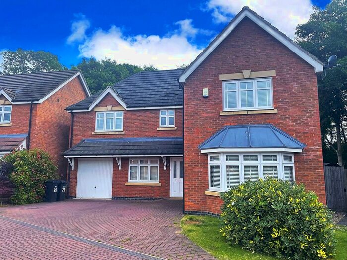 5 Bedroom Detached House To Rent In Boundary Close, Burton-On-Trent, Staffordshire, DE13
