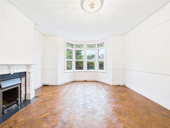 2 Bedroom Apartment For Sale In Bath Road, Bristol, BS4