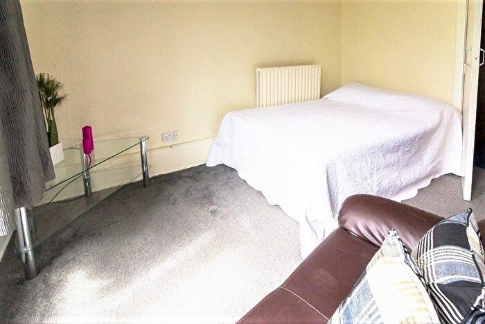 1 Bedroom Flat To Rent In Vinery Road, Leeds, LS4