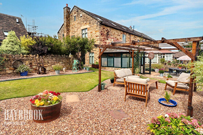 5 Bedroom Barn Conversion For Sale In Caulk Lane, Swaithe, S70