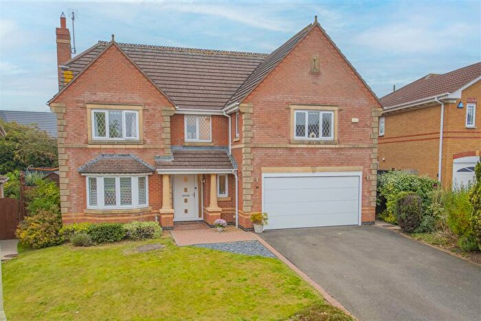 5 Bedroom Detached House For Sale In Bates Close, Market Harborough, LE16
