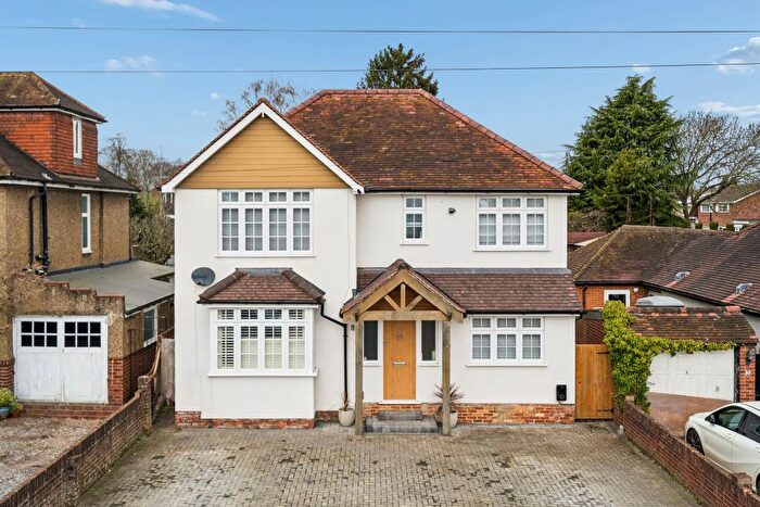 5 Bedroom Detached House For Sale In Edith Road, Maidenhead, SL6