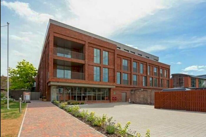 2 Bedroom Apartment To Rent In Newbury, West Berkshire, RG14
