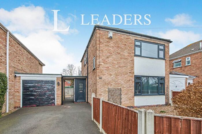 3 Bedroom Detached House To Rent In Moorsholm Drive, NG8