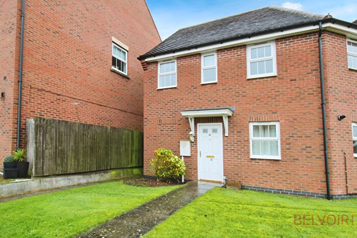 2 Bedroom Flat To Rent In Goldstraw Lane, Fernwood, Newark, NG24