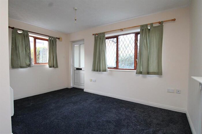 1 Bedroom End Of Terrace House To Rent In Nightingale Court, Peterborough, PE4