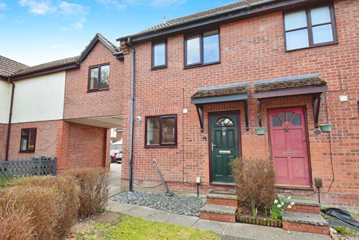 3 Bedroom Terraced House For Sale In Camilla Close, Bulford, SP4