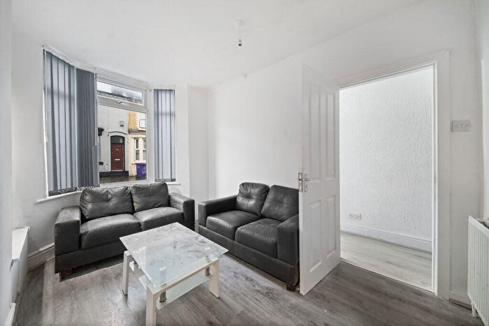 2 Bedroom Terraced House To Rent In Hinton Street, Liverpool, Merseyside, L6