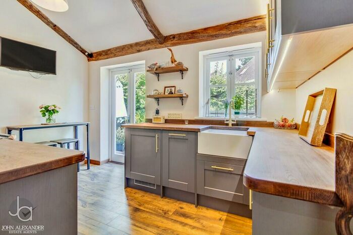 2 Bedroom Cottage For Sale In Arbour Lane, Wickham Bishops, CM8