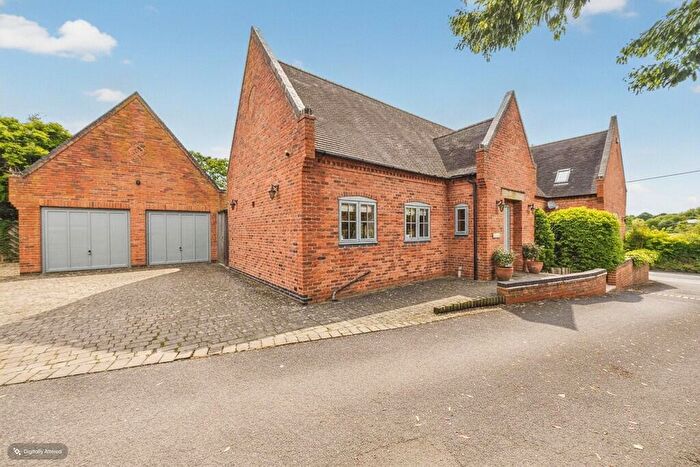 4 Bedroom Detached House For Sale In Paddock Court, Stanford On Soar, LE12
