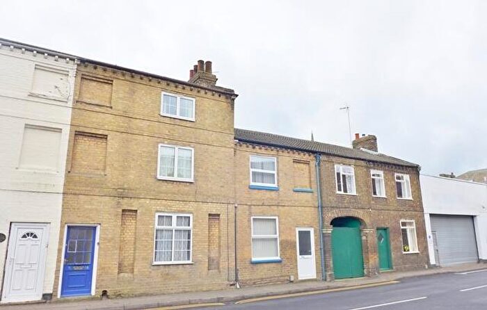 2 Bedroom Flat To Rent In Eastgate, Whittlesey, Cambridgeshire, PE7