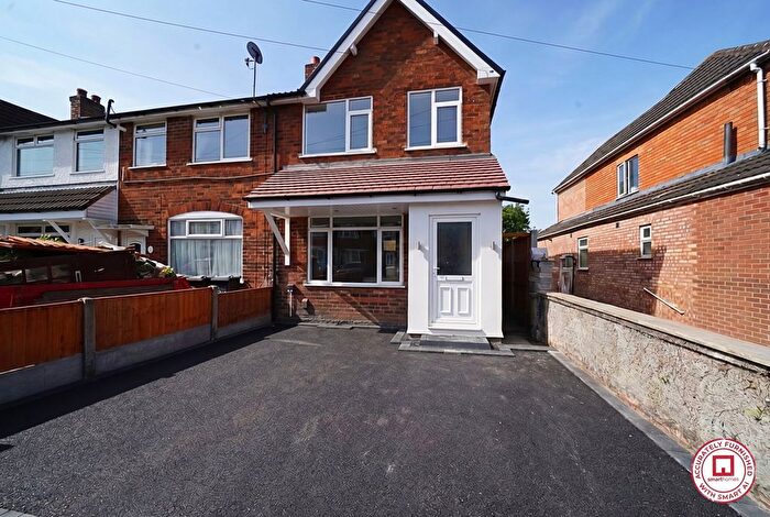 3 Bedroom End Of Terrace House For Sale In Shakespeare Road, Shirley, B90